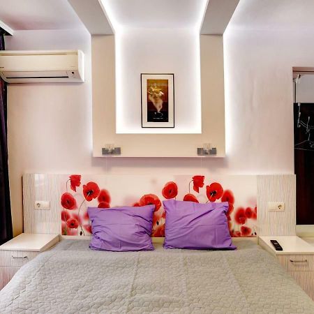 Spacious And Stylish Apartment In The Heart Of Sofia Plus Parking Εξωτερικό φωτογραφία