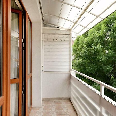 Spacious And Stylish Apartment In The Heart Of Sofia Plus Parking Εξωτερικό φωτογραφία