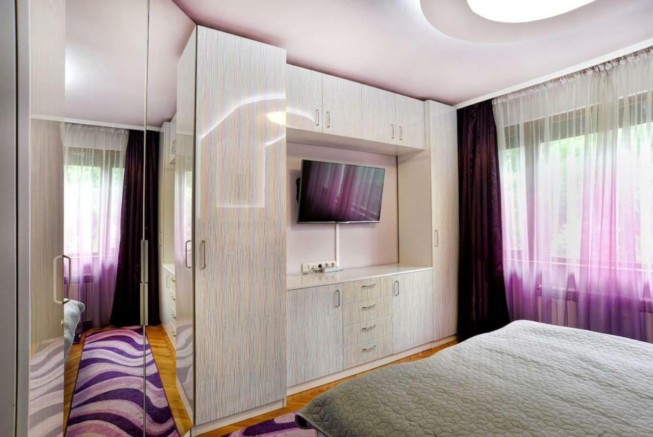 Spacious And Stylish Apartment In The Heart Of Sofia Plus Parking Εξωτερικό φωτογραφία