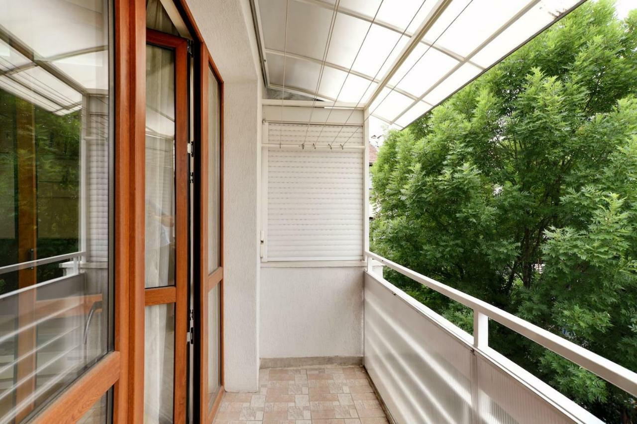 Spacious And Stylish Apartment In The Heart Of Sofia Plus Parking Εξωτερικό φωτογραφία